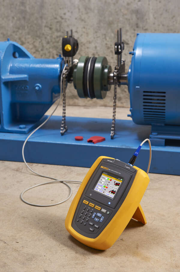 Fluke 830 - лазерный инструмент для центрирования вала
